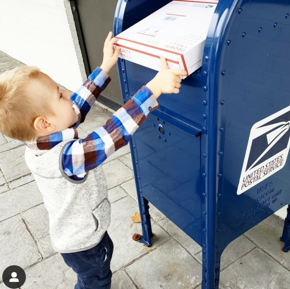 Meet your Posher, Theresa Marie - Picture 5 of 7